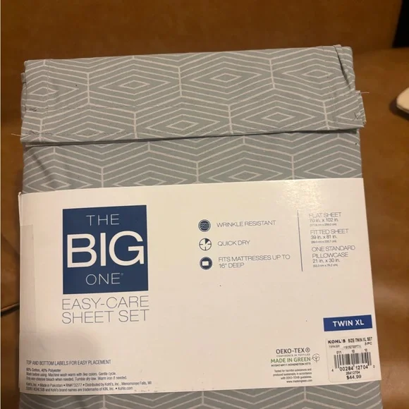 The Big One Easy-Care Twin XL Sheet Set in Light Gray - Picture 4 of 7